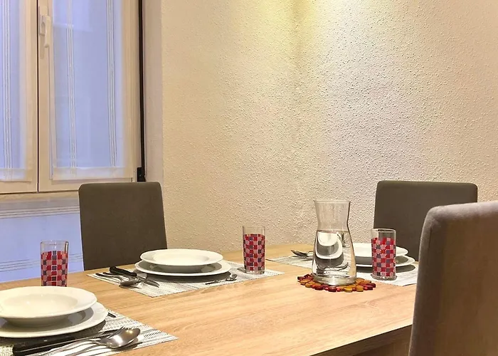 Blue Et Rose By Aroom Vut-le-966 León